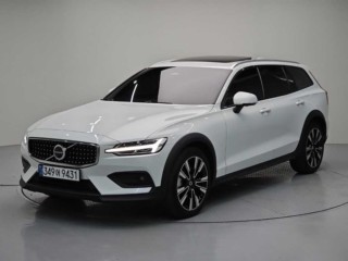 V60 크로스 컨트리 2세대 2.0 B5 AWD